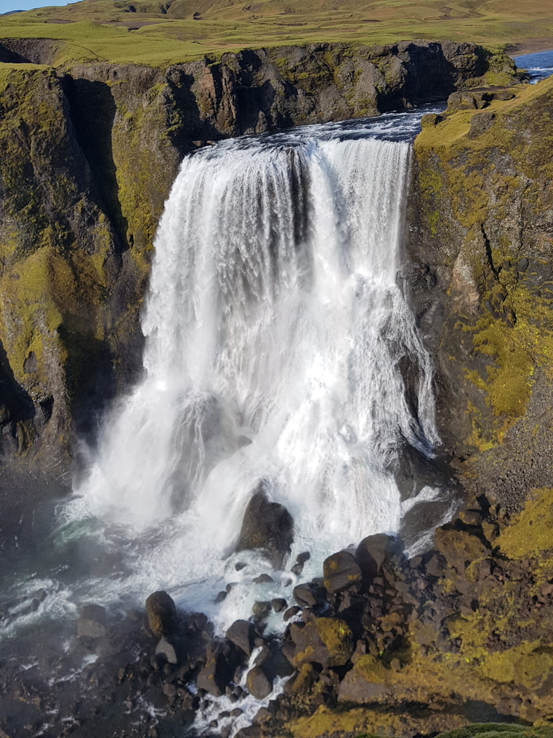 The waterfall Fagrifoss is on the way to Laki.